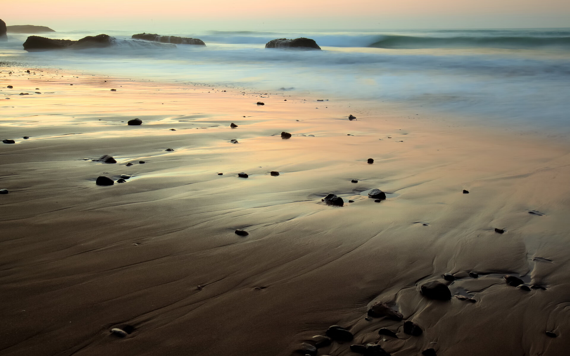 四年前的比赛至今仍在继续，虚拟现实中的巴斯托尼正为2026而战