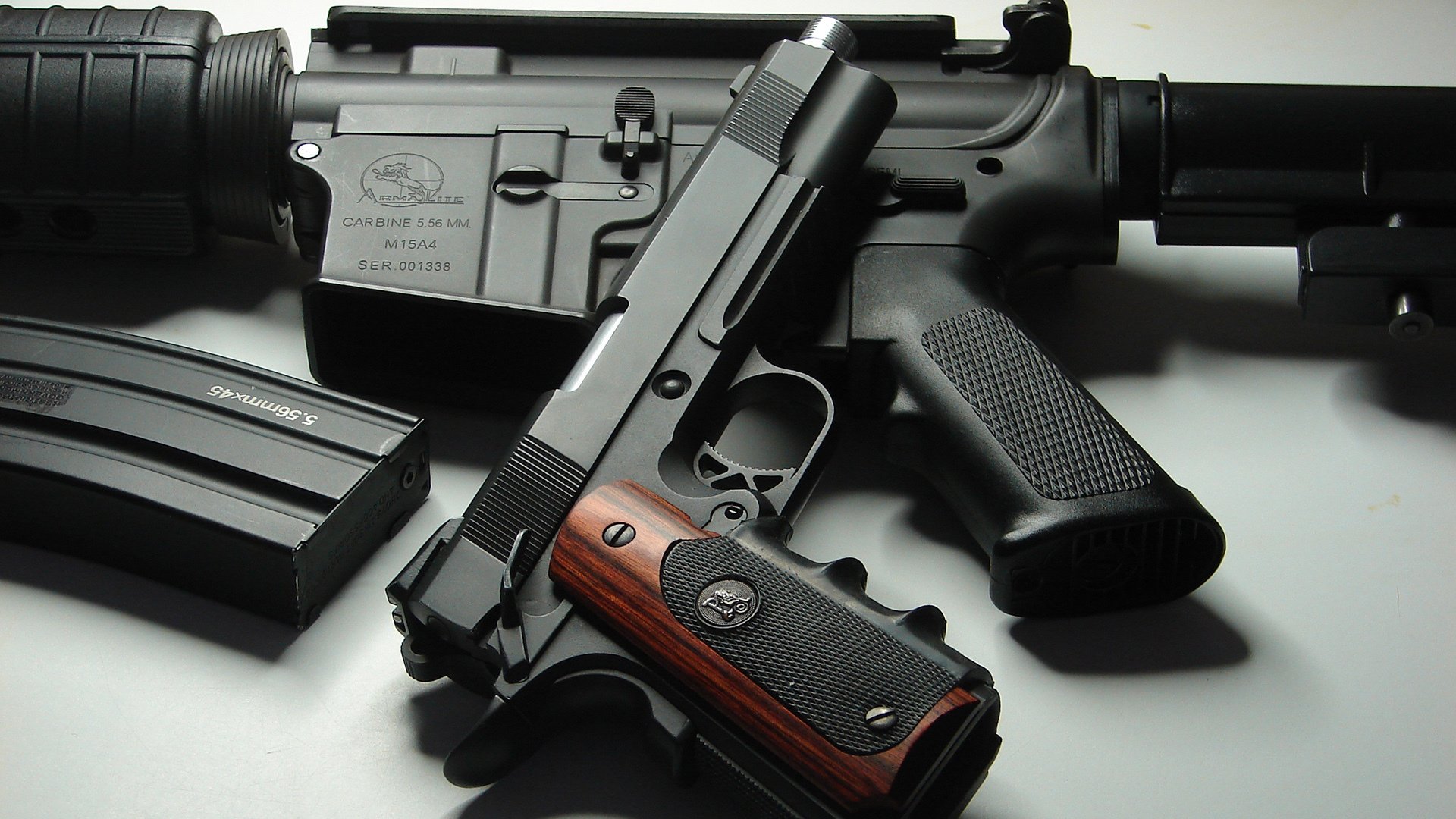 德甲拜仁与英超卡塞米罗的双重奏，两种制霸，一种足球